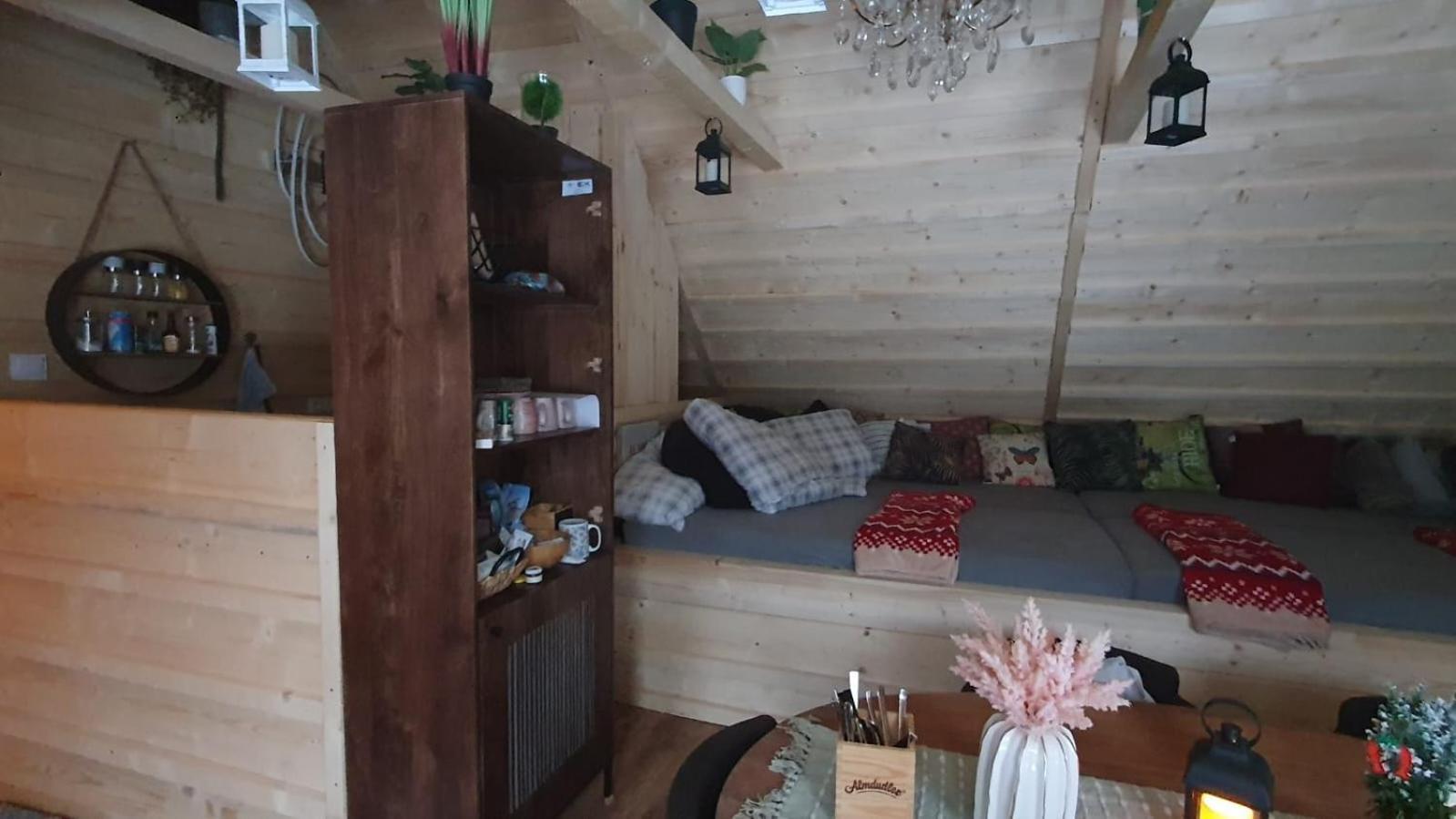 Chalet-Beskydy ปรอสเชดนี เบชวา ภายนอก รูปภาพ